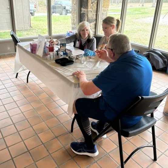 Free Clinic Sign Image FMOTN